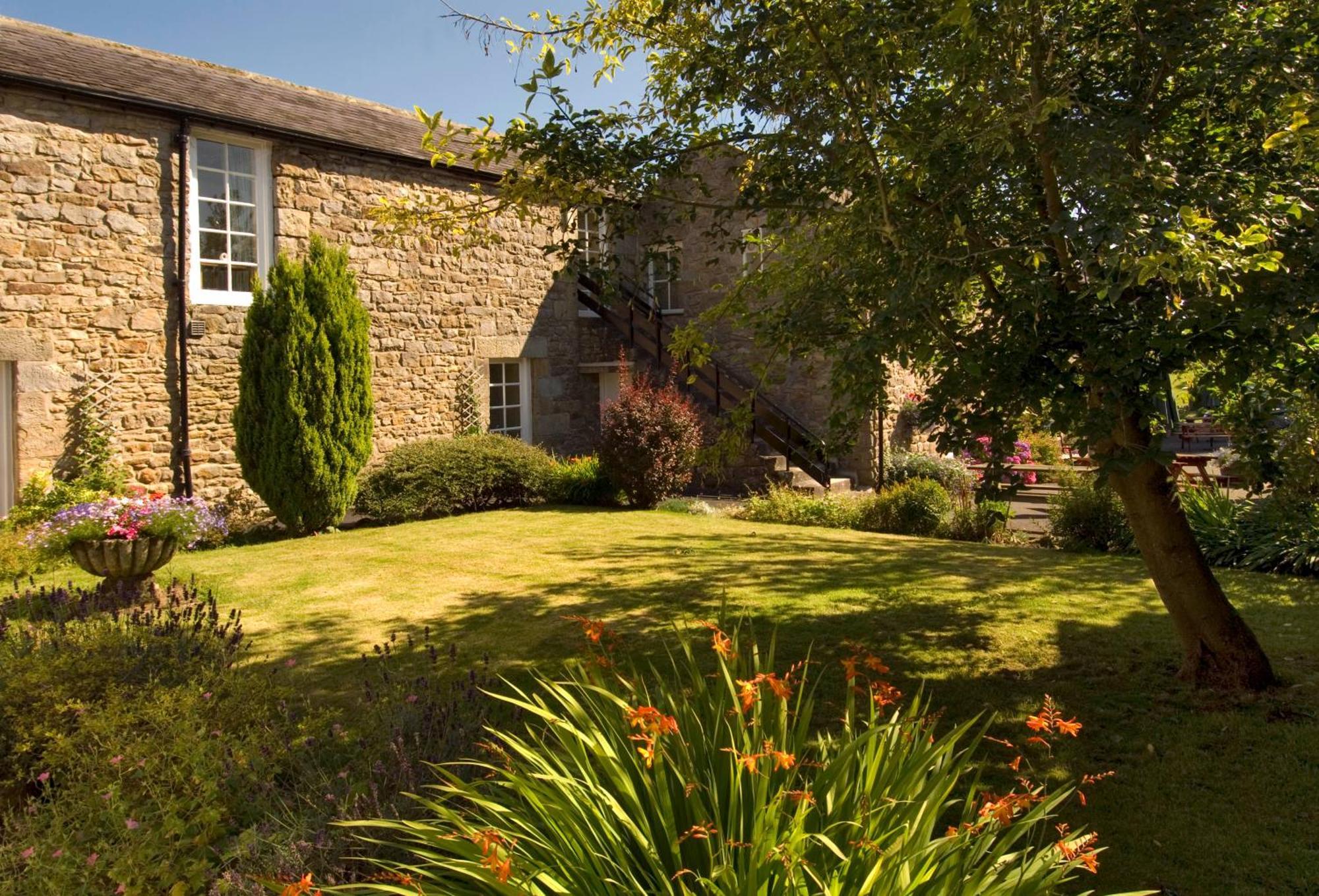 The Pheasant Inn Falstone Esterno foto